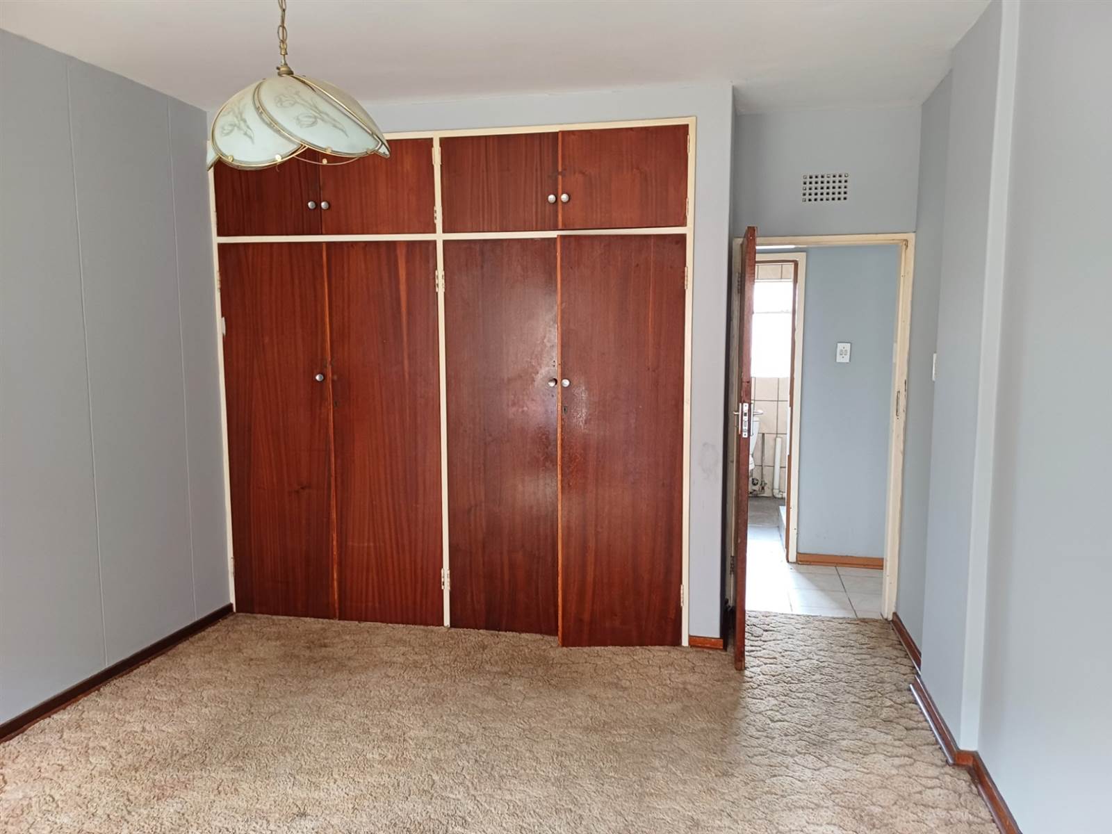 2 Bed Apartment in Benoni South photo number 1