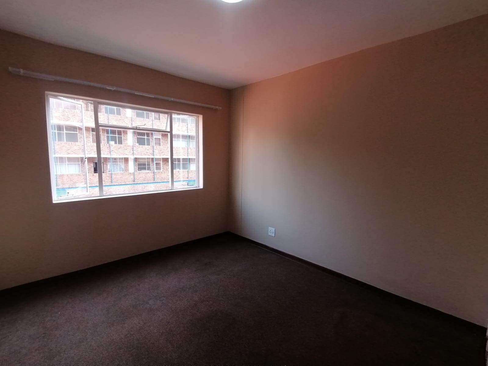 2 Bed Apartment in Wonderboom South photo number 14