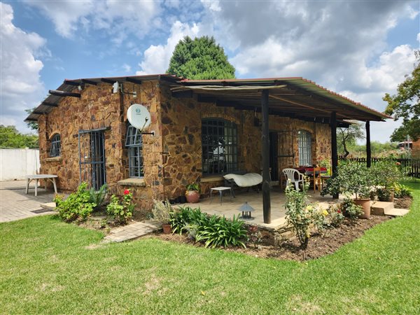 3 Bedroom House 3 Bedroom House
