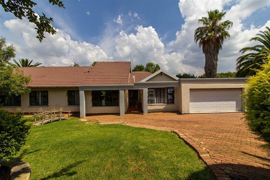 4 Bed House for sale in Mulbarton T4528802 Private Property