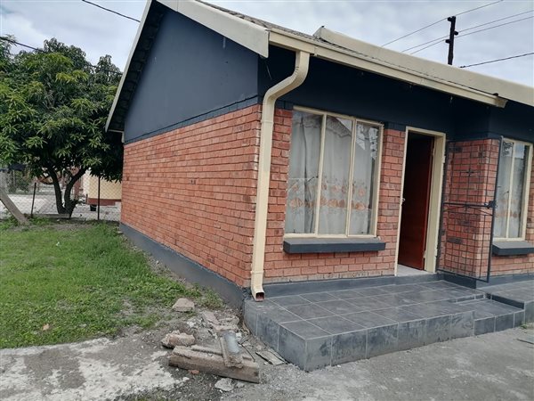 3 Bedroom House 3 Bedroom House
