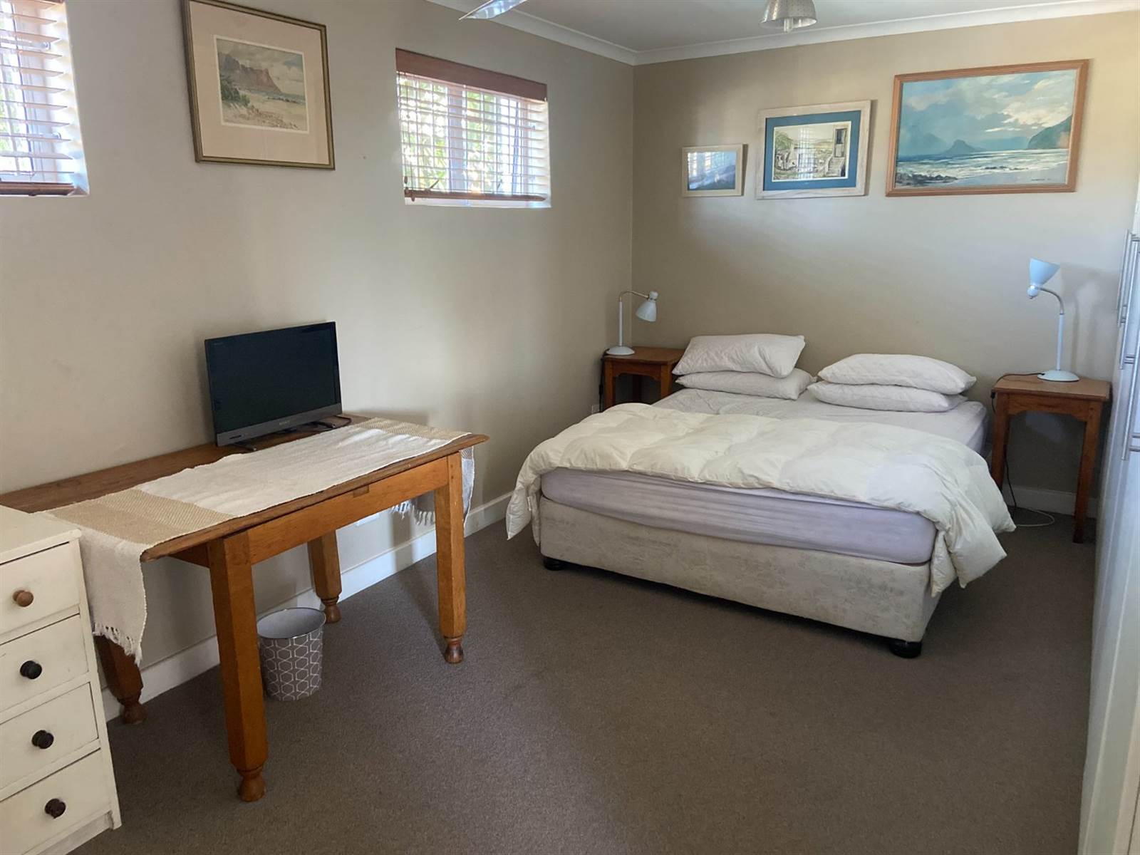 2 Bed Apartment in Milkwood Park photo number 8