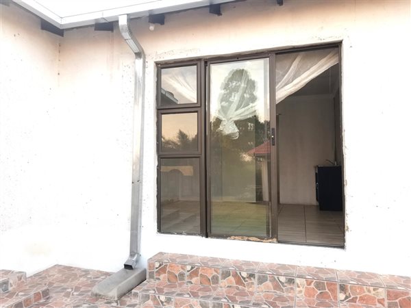 1 Bedroom House 1 Bedroom House