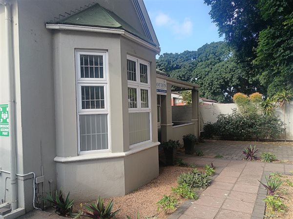 160 m² Commercial space 160 m² Commercial space