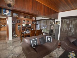 3 Bed House in Lindequesdrif