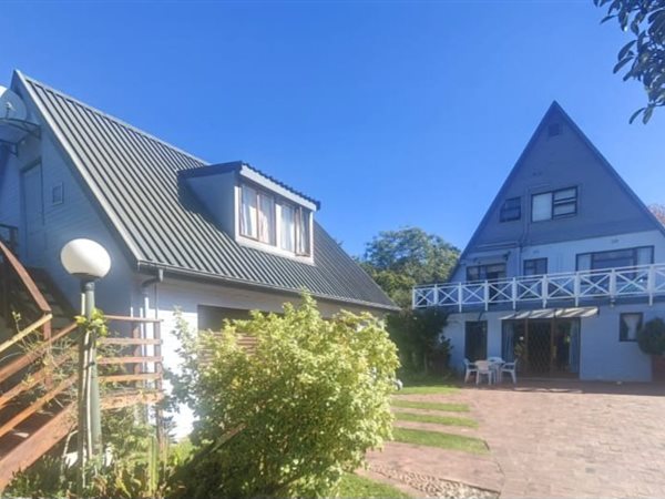 8 Bedroom House 8 Bedroom House