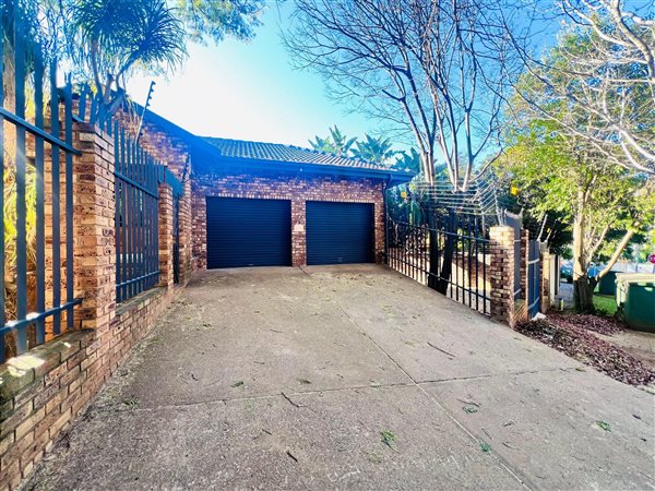 3 Bedroom House 3 Bedroom House