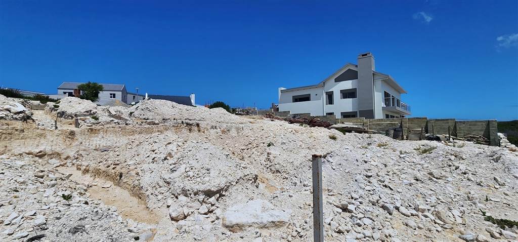 842 m² Land available in Struisbaai photo number 9