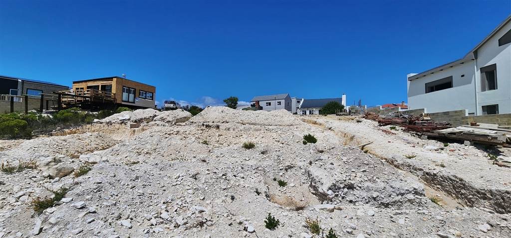 842 m² Land available in Struisbaai photo number 8
