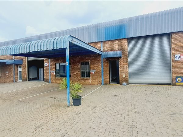 238  m² Industrial space