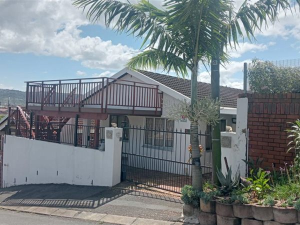 3 Bedroom House 3 Bedroom House