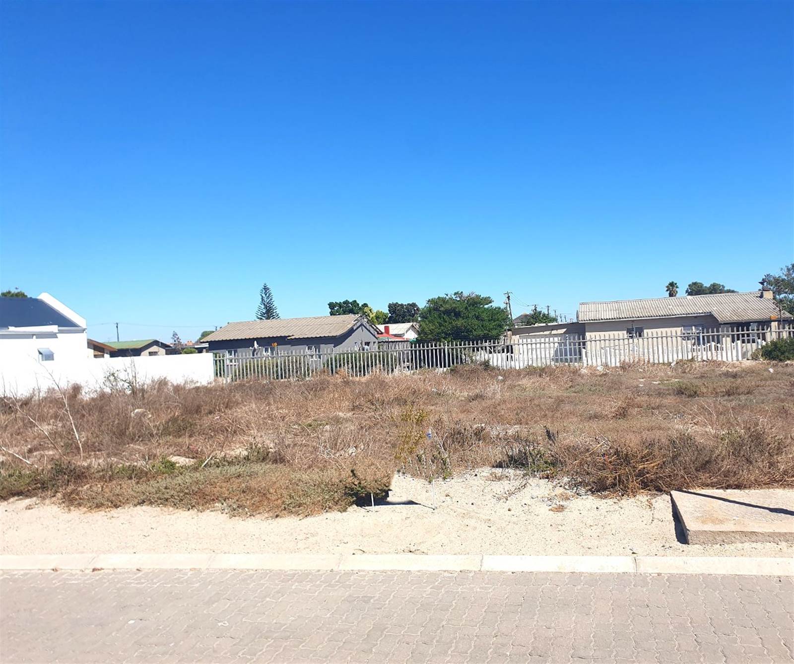 500 m² Land available in Port Owen photo number 1