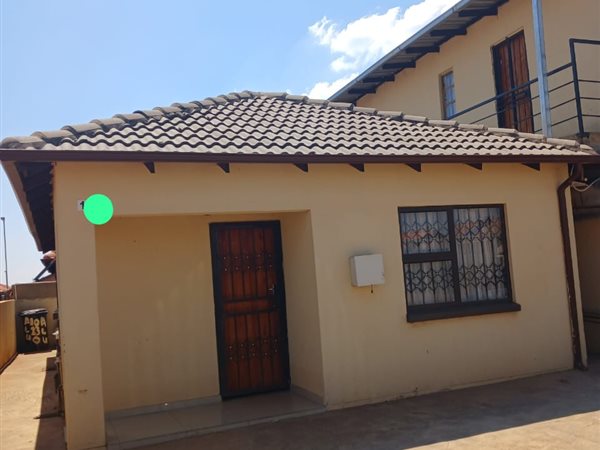 Bachelor apartment Bachelor apartment