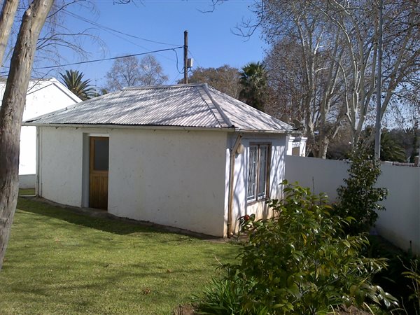 1 Bed Garden Cottage in Parkwood