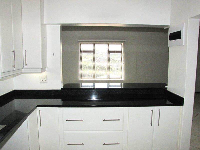 2 Bed Apartment in Ramsgate photo number 5