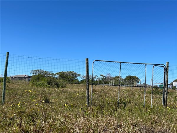 878 m² Land 878 m² Land