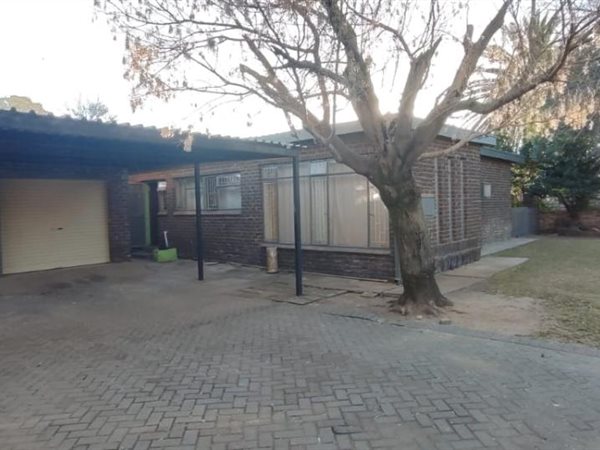 3 Bedroom House 3 Bedroom House
