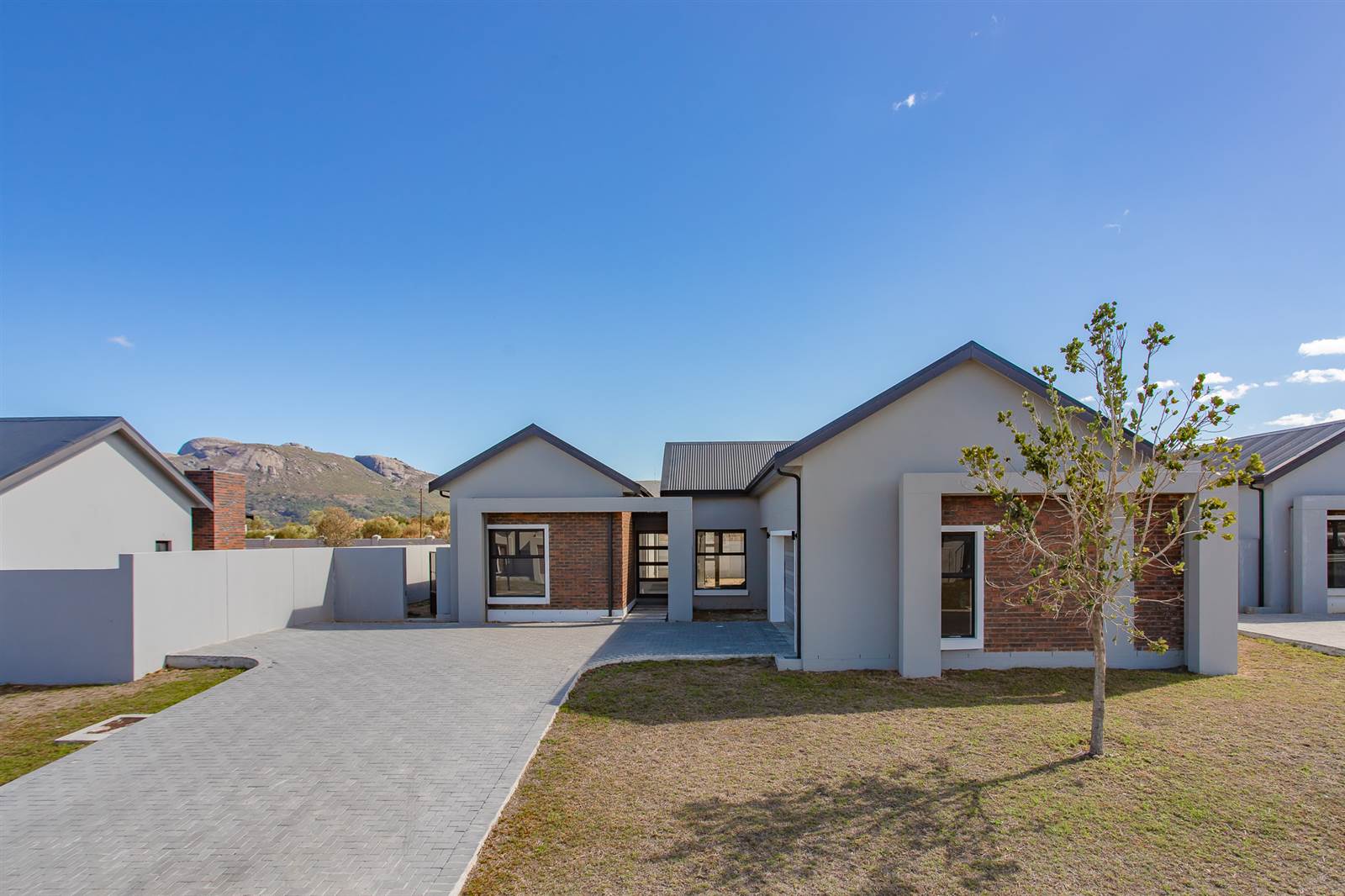 3 Bed House in Paarl photo number 2