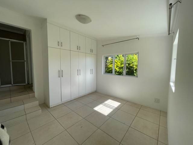 1 Bed Garden Cottage in Kloof photo number 5