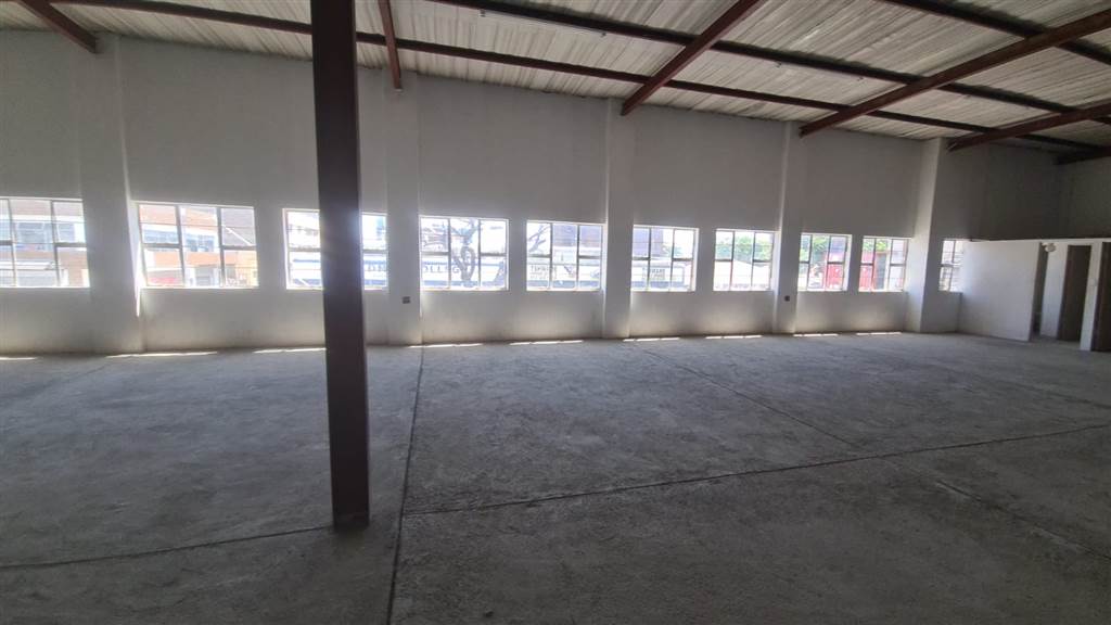 200  m² Commercial space in Pretoria Central photo number 13