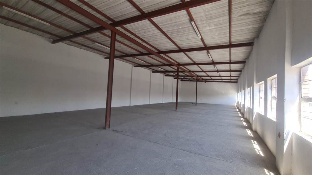 200  m² Commercial space in Pretoria Central photo number 7