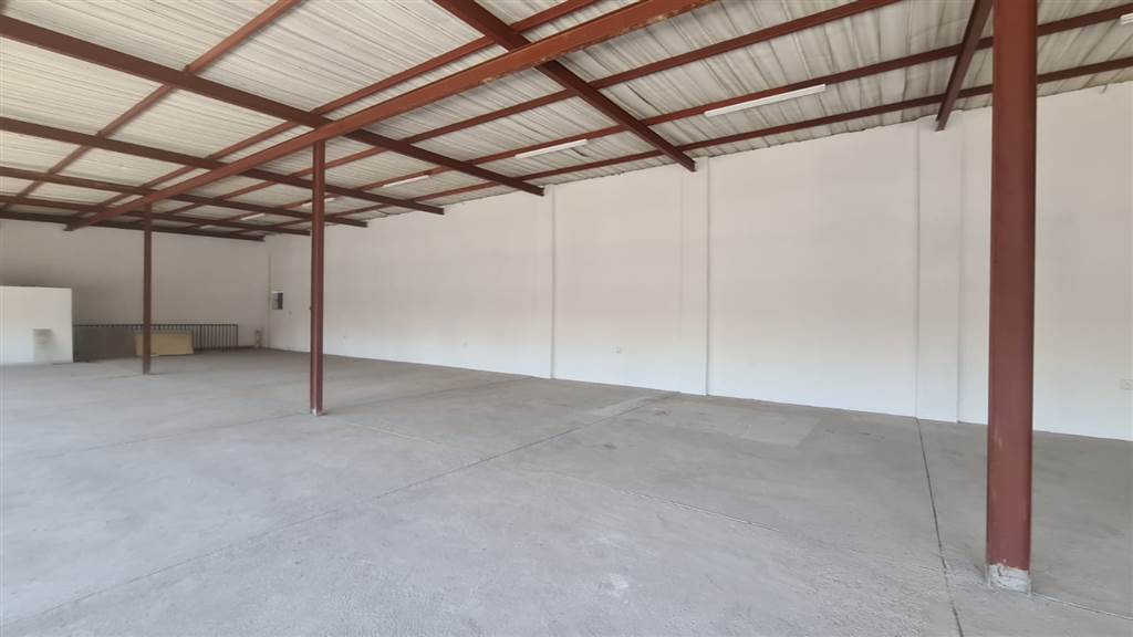200  m² Commercial space in Pretoria Central photo number 5
