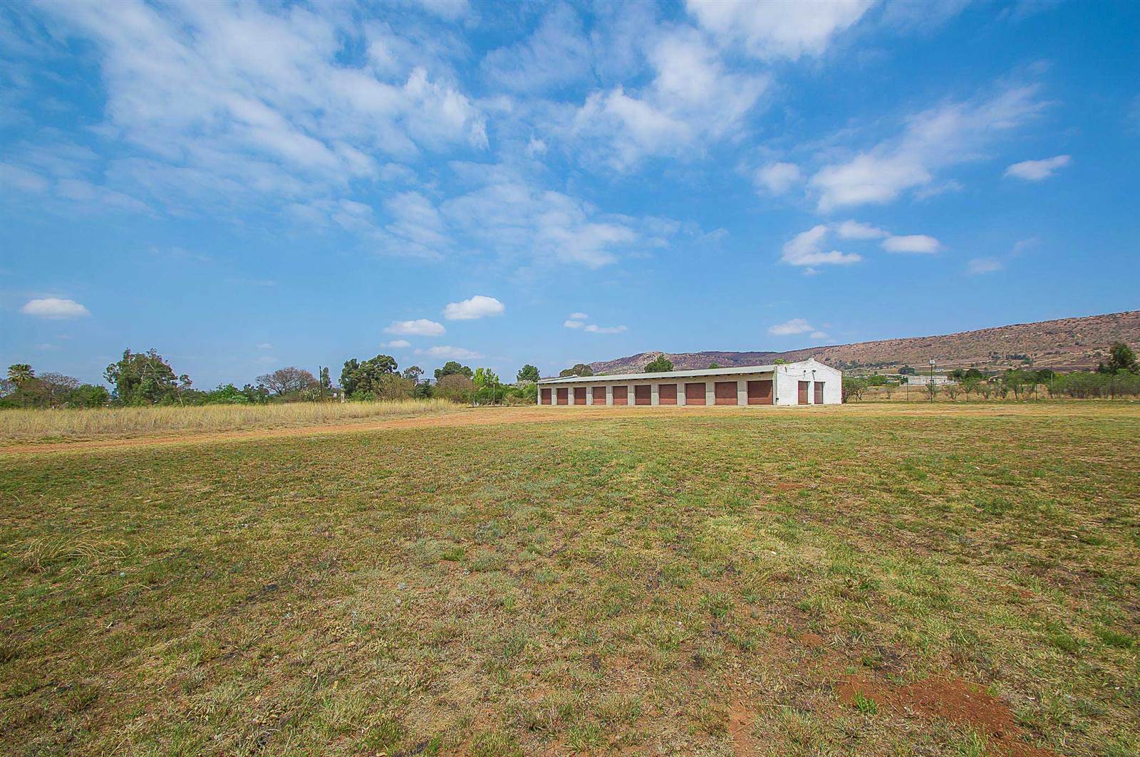 2.6 ha Smallholding in Muldersdrift photo number 3