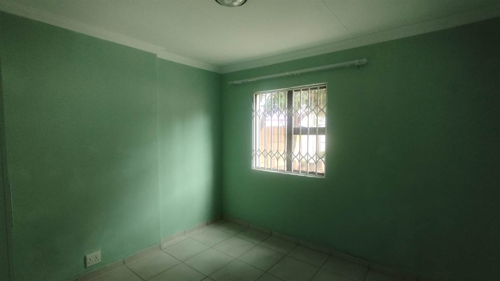 2 Bed House in Northmead photo number 6