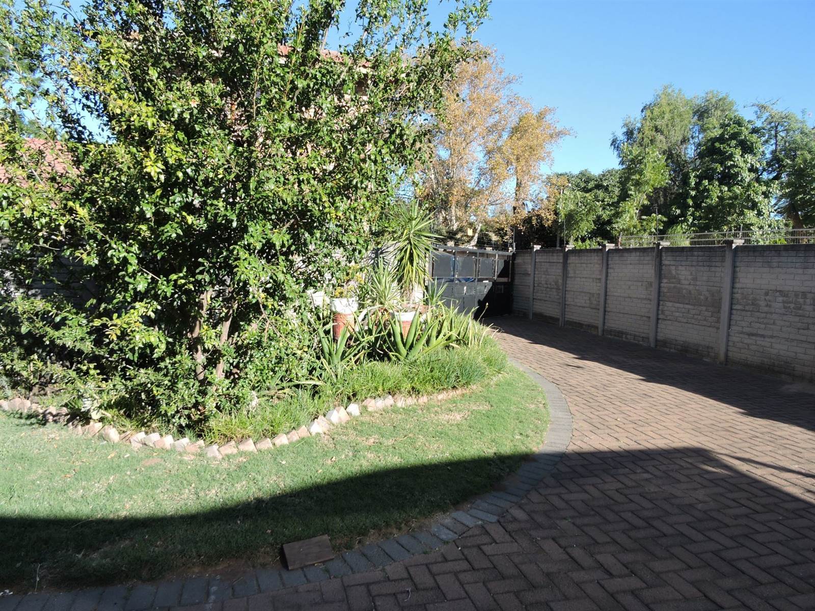 3 Bed House in Rustenburg North photo number 18