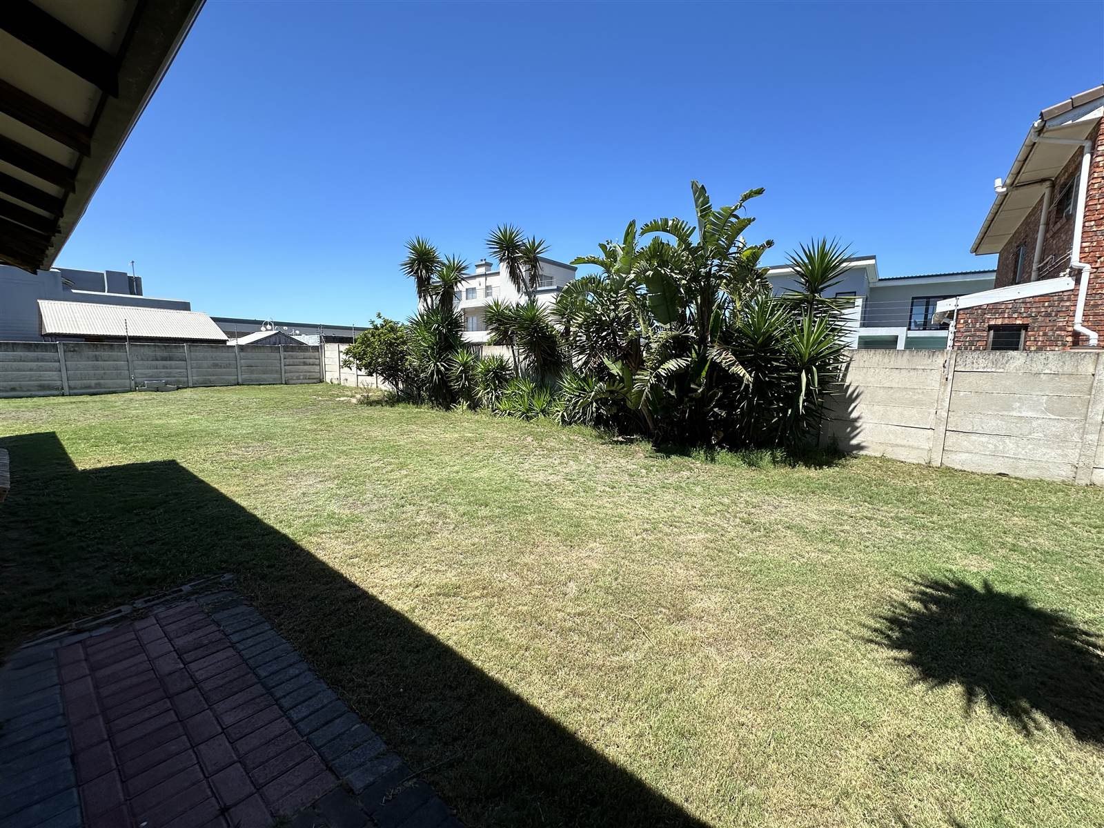 3 Bed House in Bluewater Bay photo number 26
