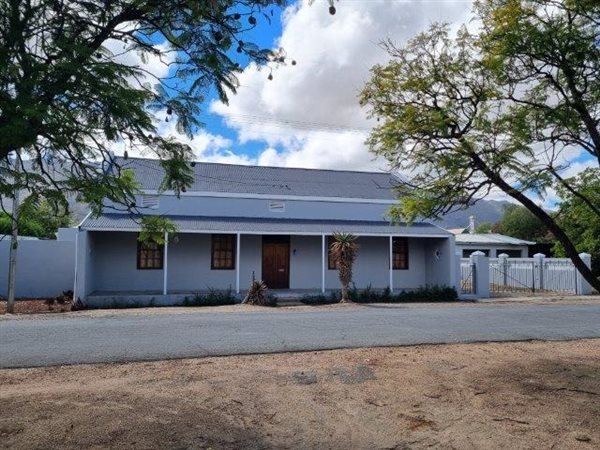 4 Bed House in Porterville