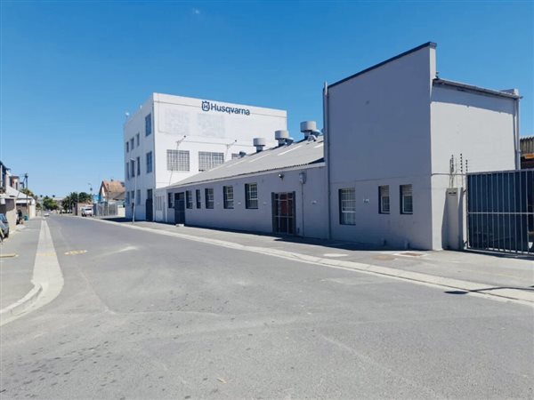 2127  m² Industrial space in Maitland