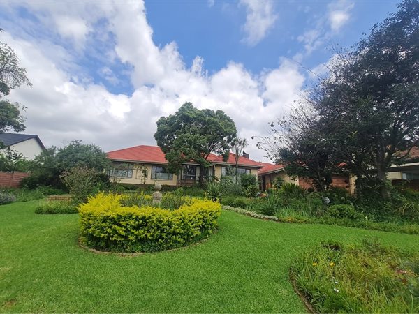 4 Bedroom House 4 Bedroom House