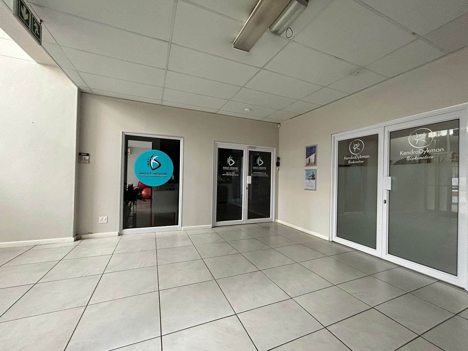 49  m² Commercial space in Northcliff photo number 3