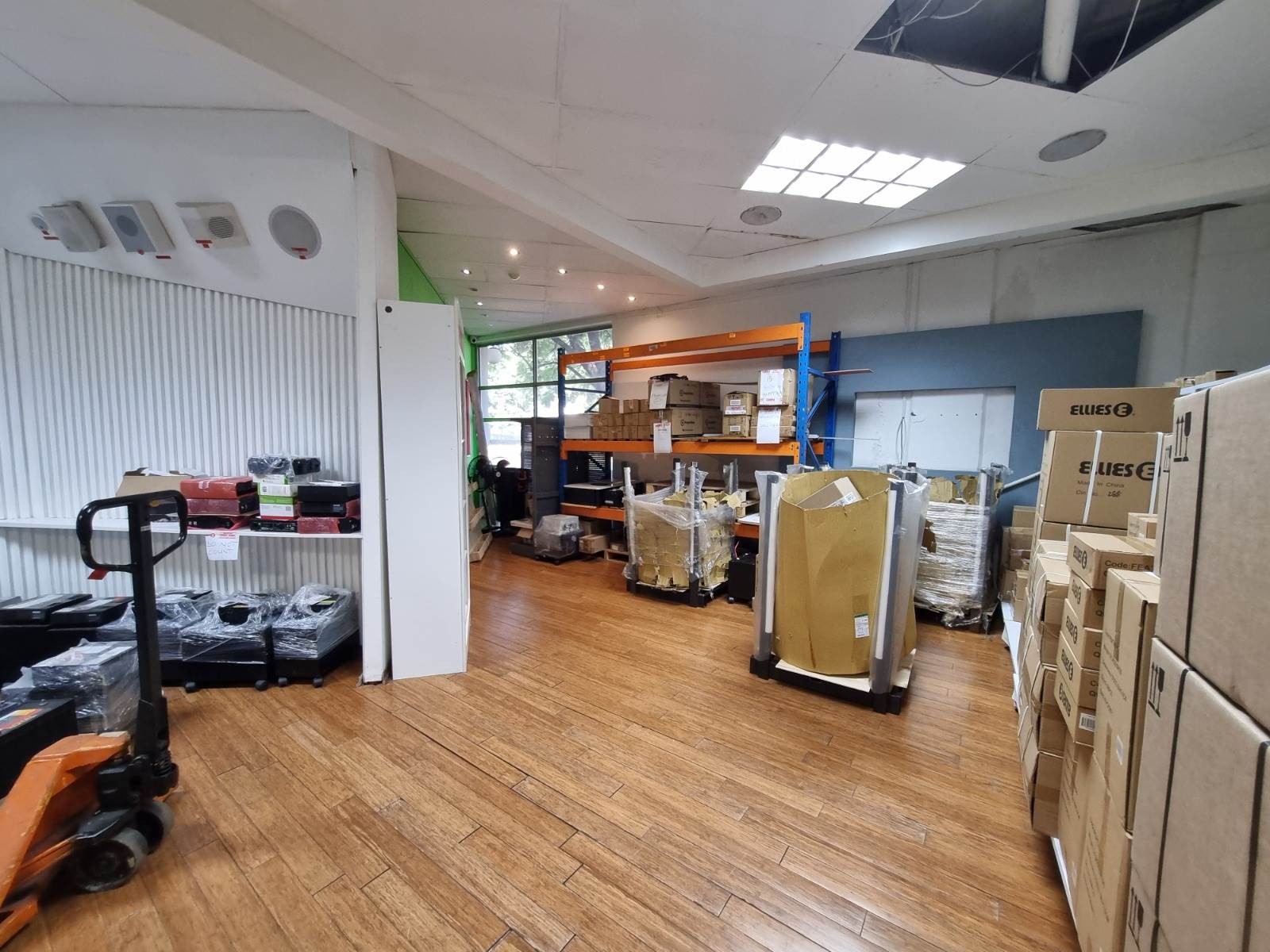 365  m² Commercial space in Hatfield photo number 14
