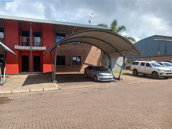 450  m² Industrial space in Middelburg Central