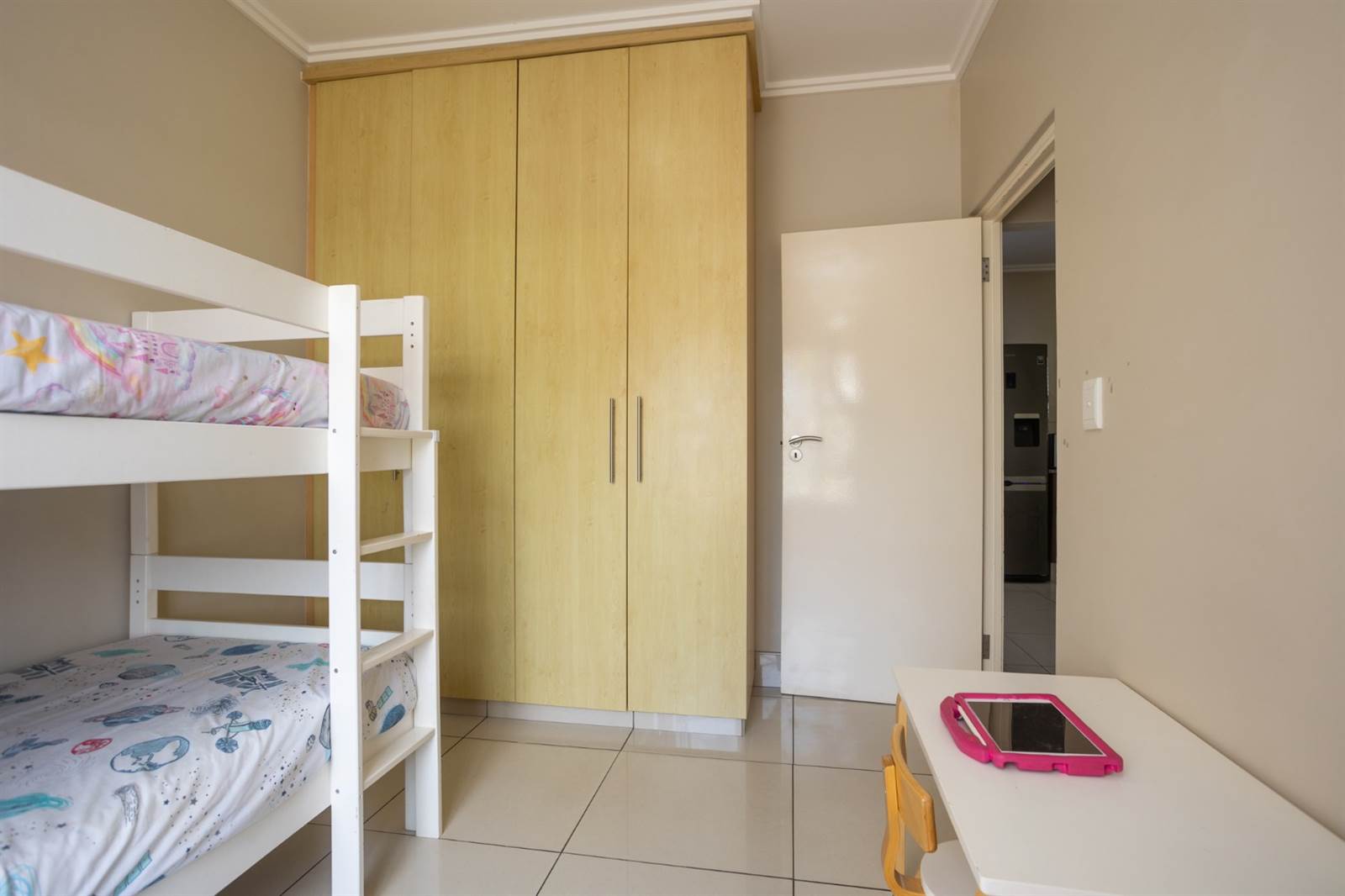 2 Bed Townhouse in Umhlanga Ridge photo number 16