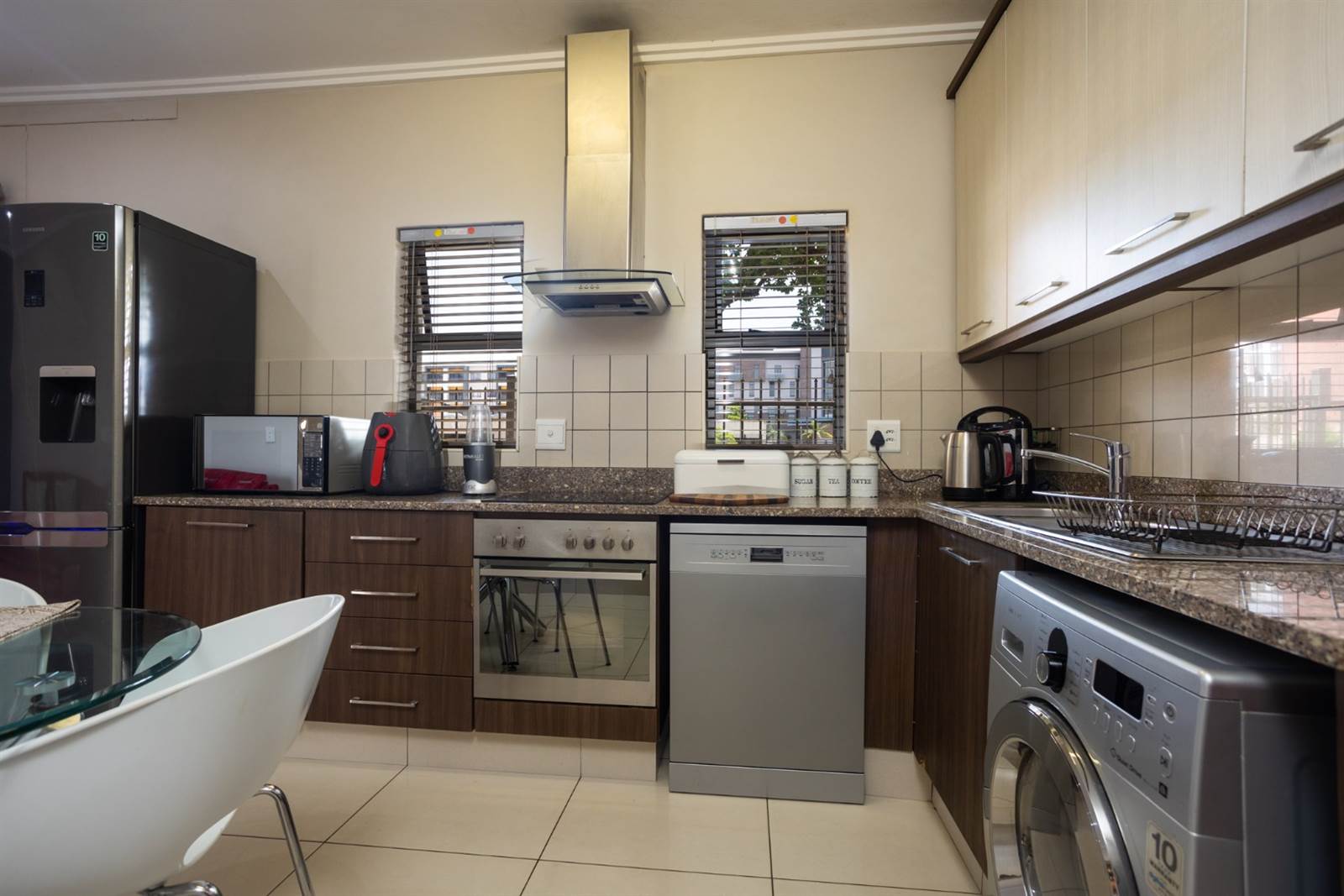 2 Bed Townhouse in Umhlanga Ridge photo number 10
