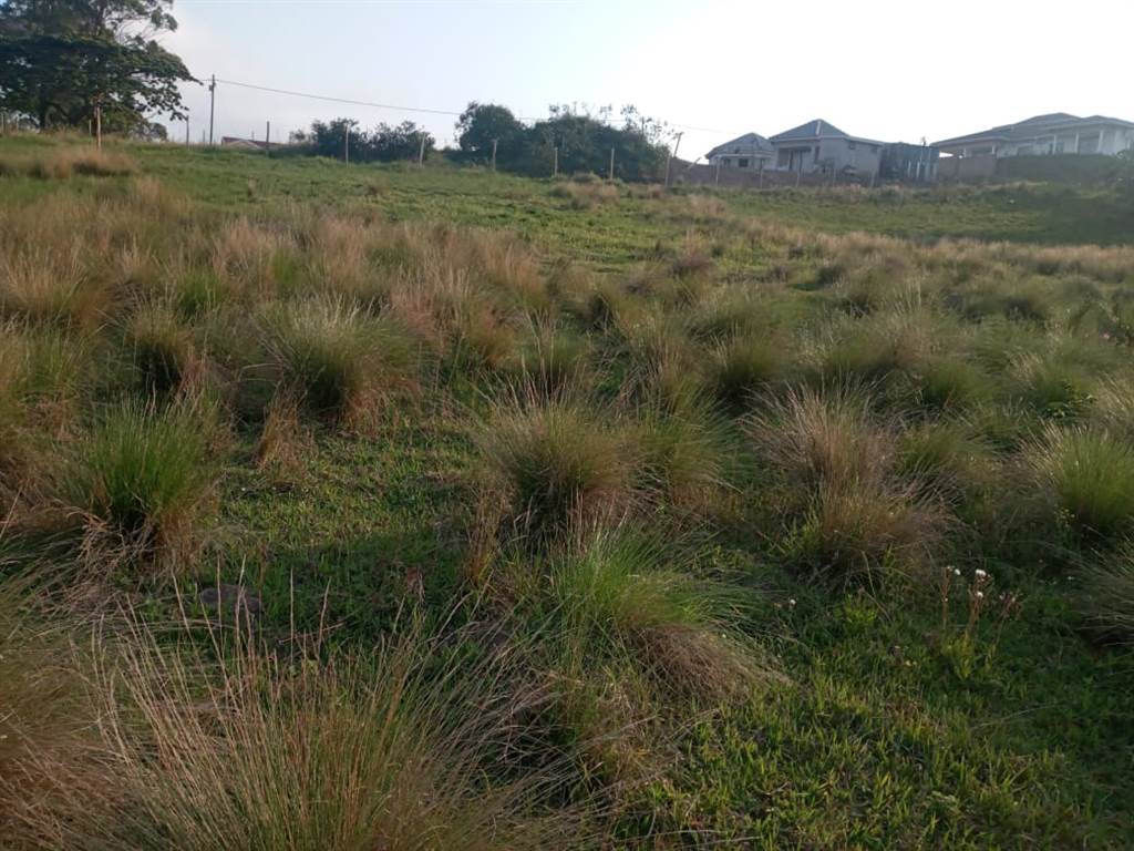 900 m² Land available in Adams Mission photo number 1