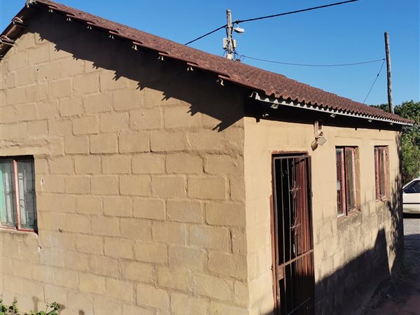 1 Bed House in Folweni