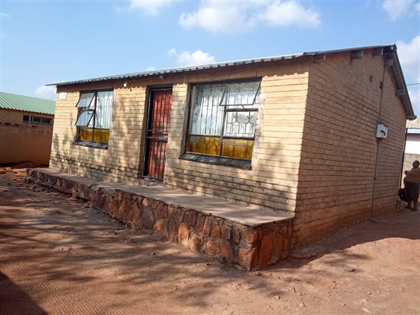 2 Bedroom House 2 Bedroom House