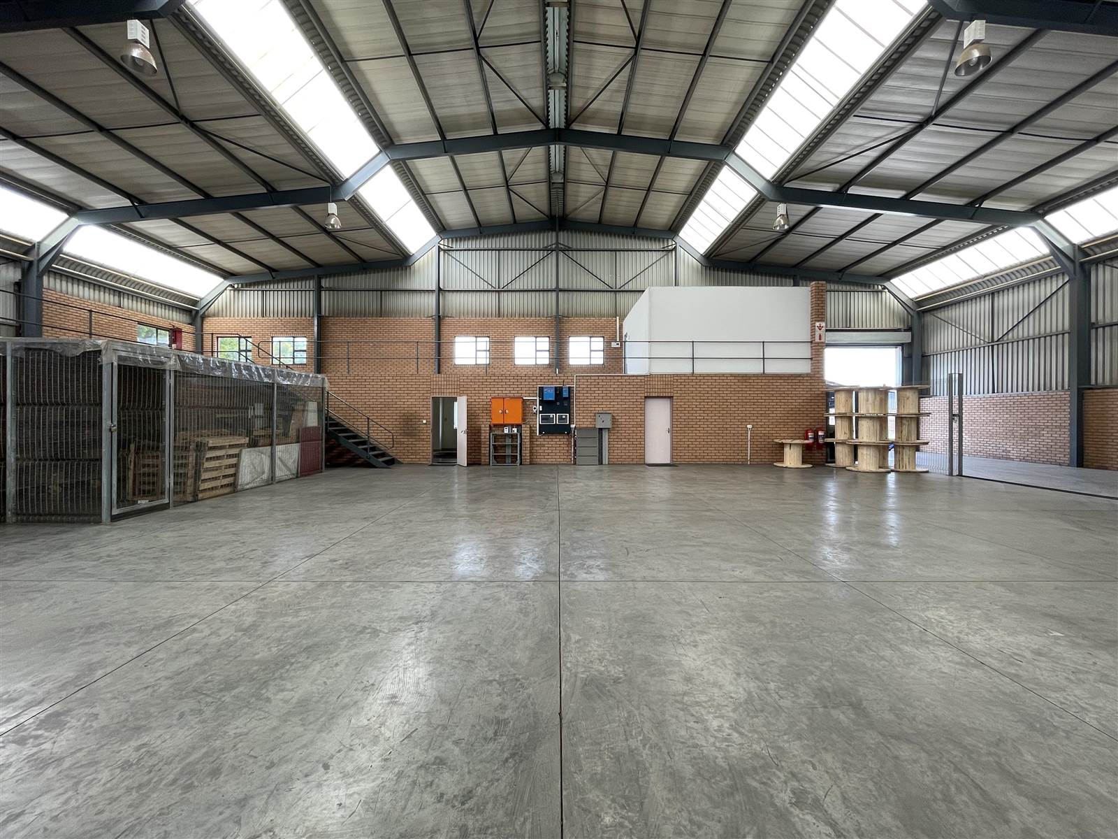 4210  m² Industrial space in Heriotdale photo number 1
