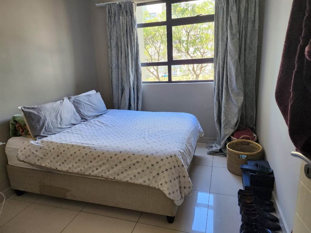 1 Bed Apartment in Umhlanga Ridge photo number 4