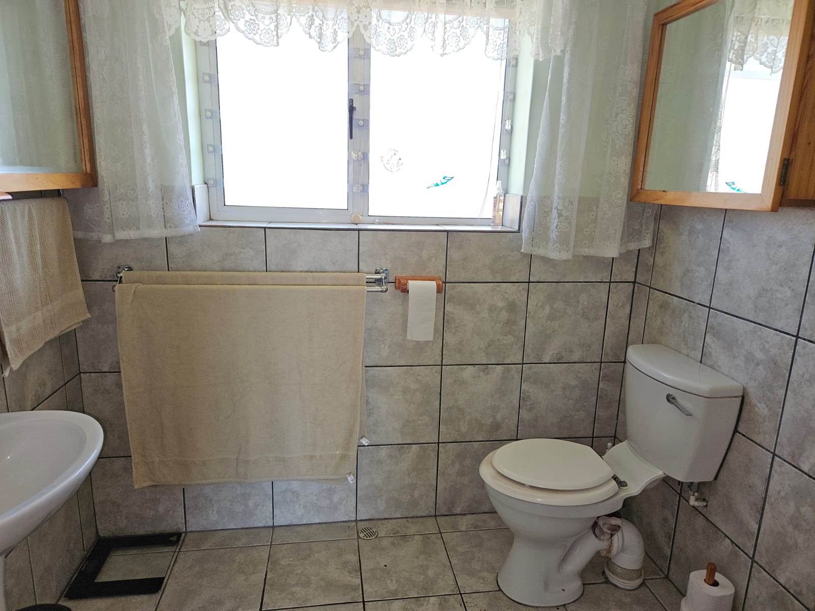 2 Bed House in Stilbaai photo number 27