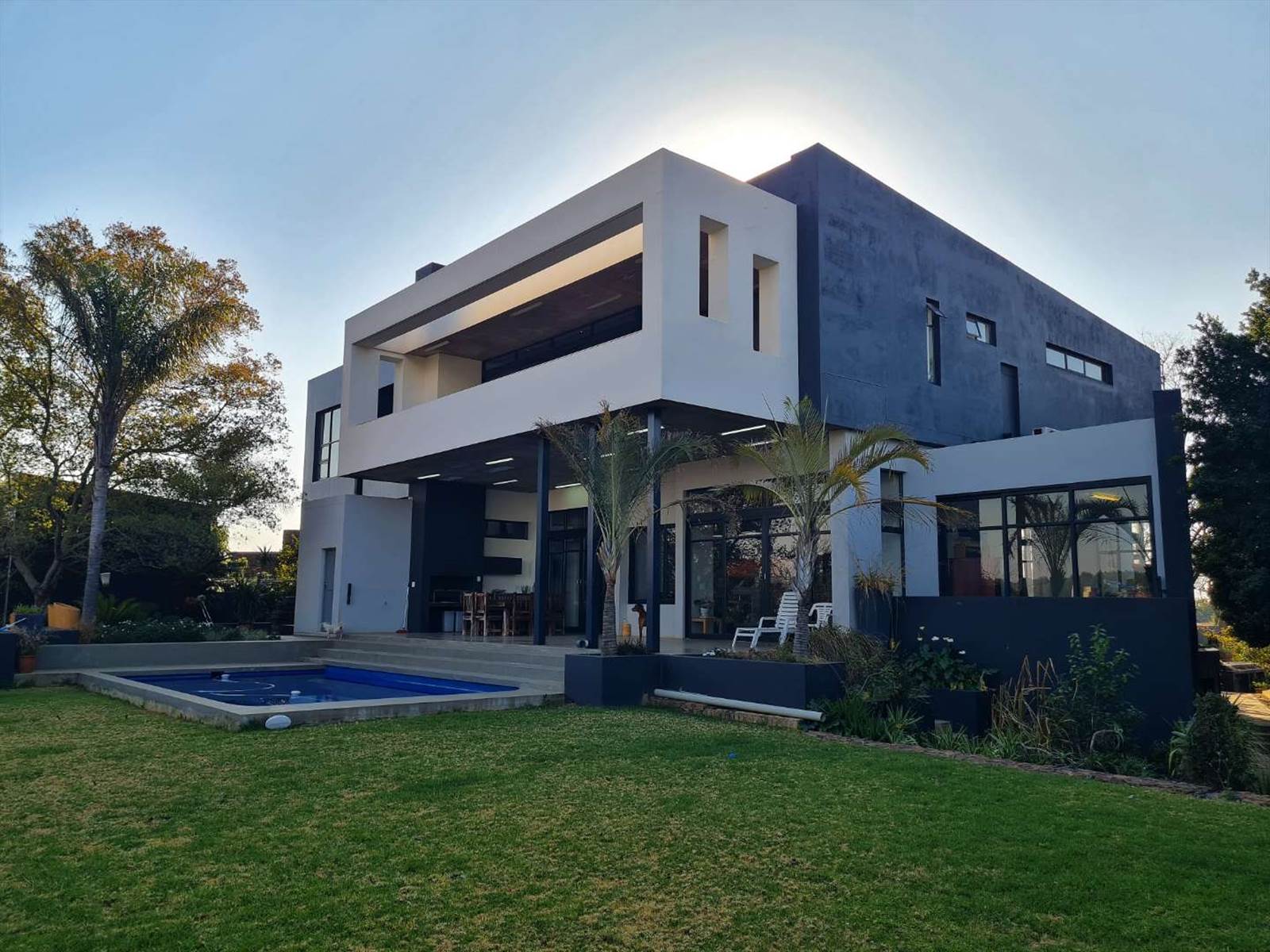 4 Bed House in Waterkloof Heights photo number 4