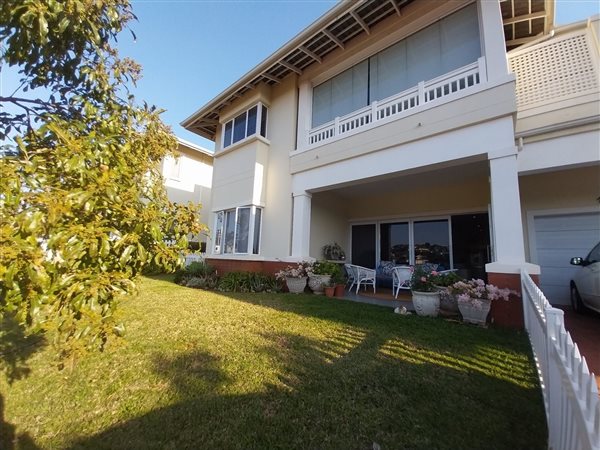 2 Bed Townhouse in Mt Edgecombe