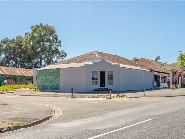Commercial space in Paarl Central East