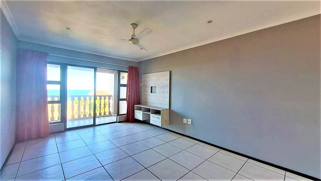 2 Bed Apartment in Uvongo photo number 7