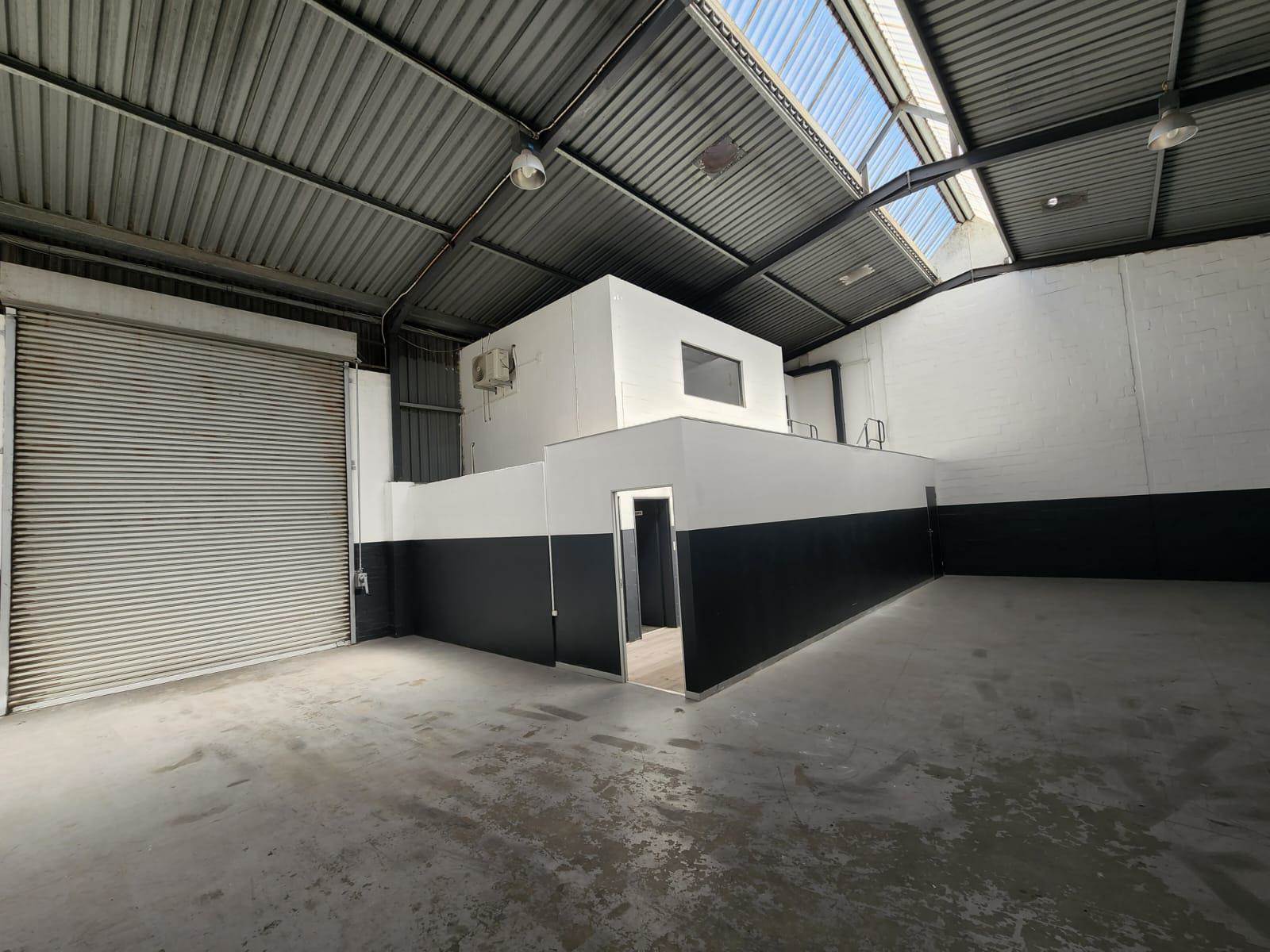 346  m² Industrial space in Montague Gardens photo number 3