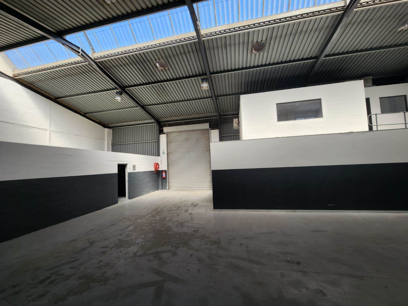 346  m² Industrial space in Montague Gardens photo number 2